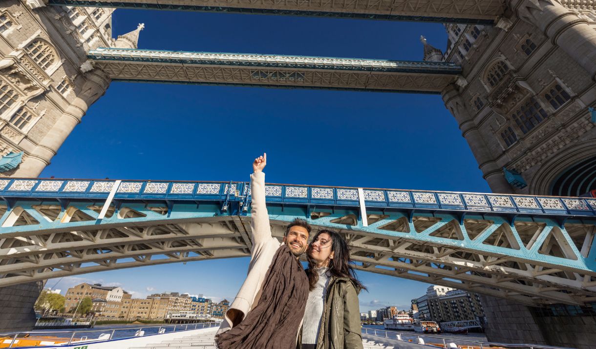 Sightseeing with City Cruises